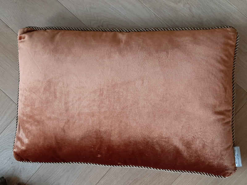 Alinterieur - Kussen -Roest - Gouden afwerking