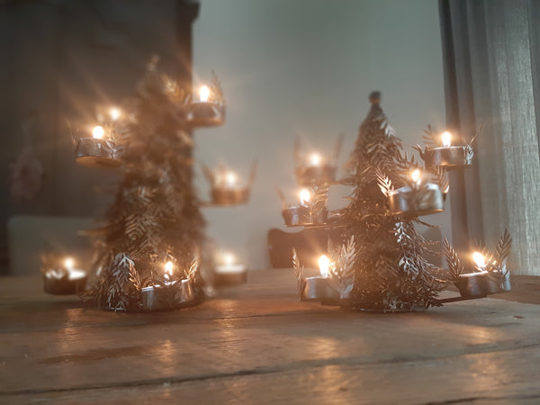 Alinterieur - Kerstboom theelicht - Metaal - Zwartgoud - Smal